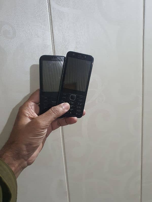 Nokia 230/Nokia 225 1