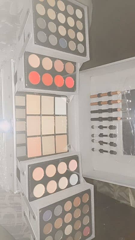 make up kit 1