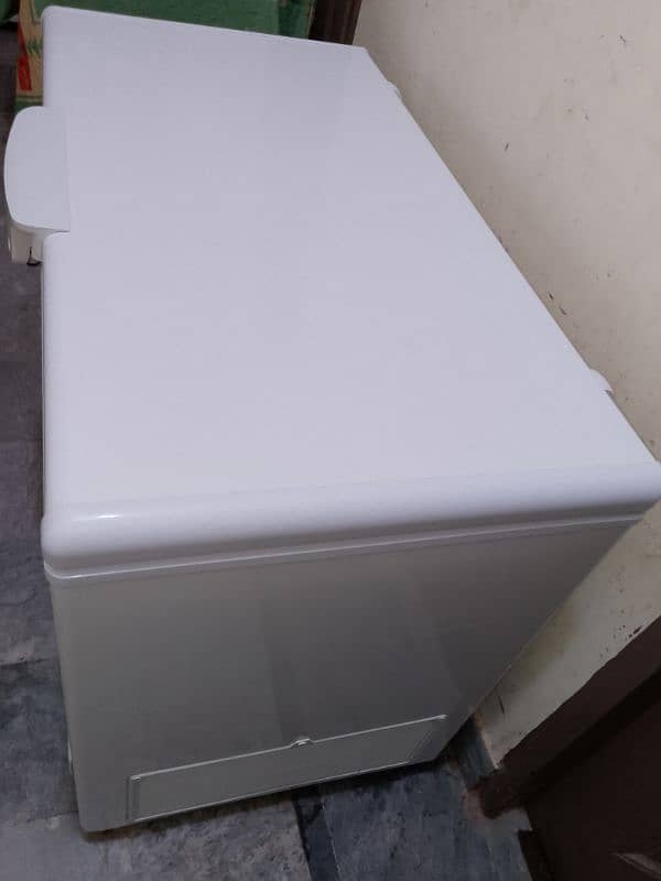 Haier deep freezer 03221345693 7