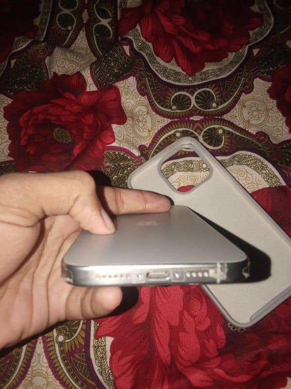 iphone 15 pro max lush condition 1