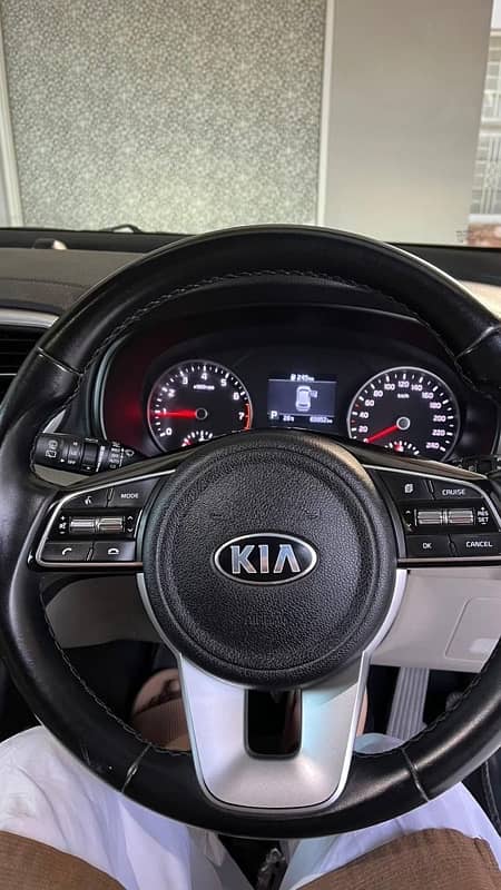 KIA Sportage 2021 9