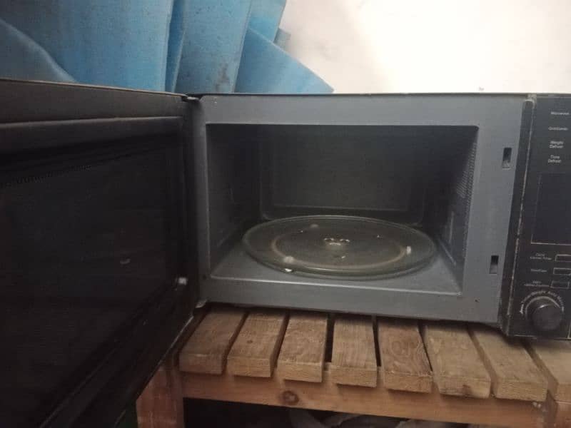 microwave for sale urgent 1