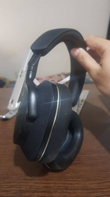 Bowers and Wilkins Headphones Px7 S2 3