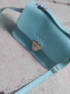 GUCCI