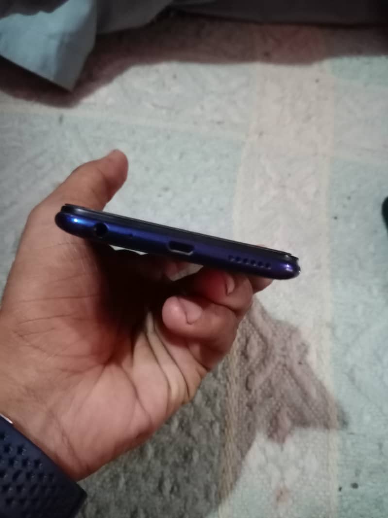 vivo y97 new condition 10/10 only kit 6/128 2