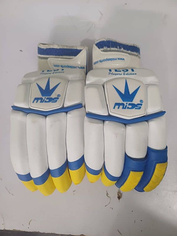 Mids Test Batting Gloves 0