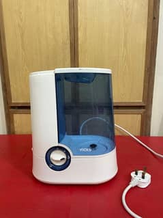 Vicks Steam Humidifier / Vaporizer, Imported