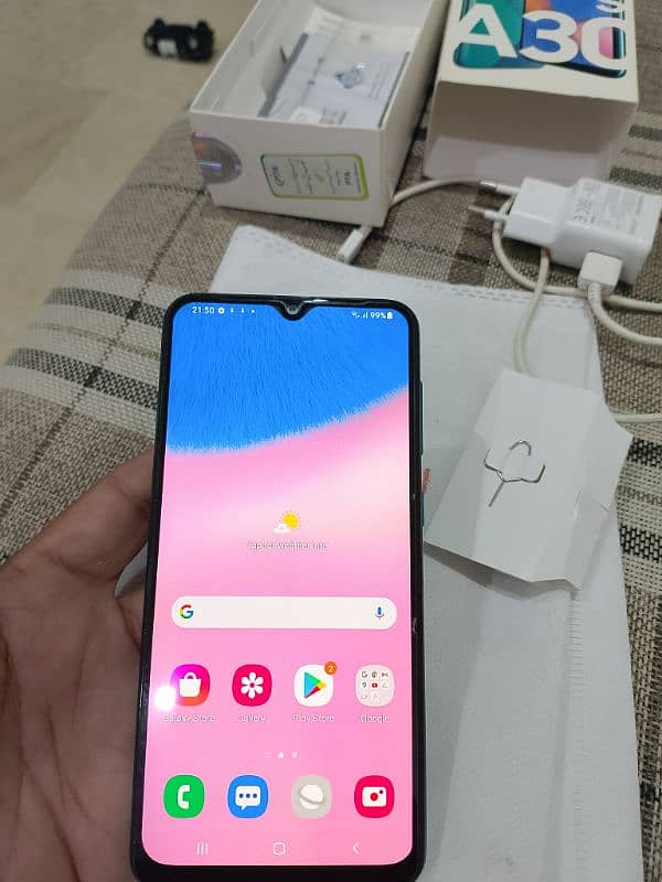 Samsung Galaxy A30s 11