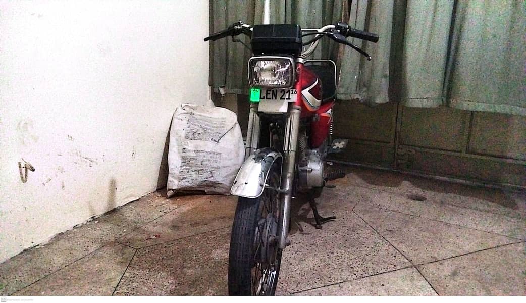 A Honda CG 125 (2016) in good condition 2