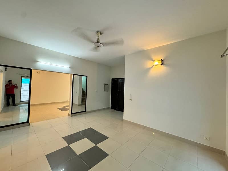 10 Marla House Is Available For Rent In Askari 11 Sector A At Super Hot Location 6