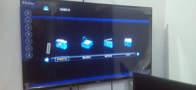 Haier LED TV 1