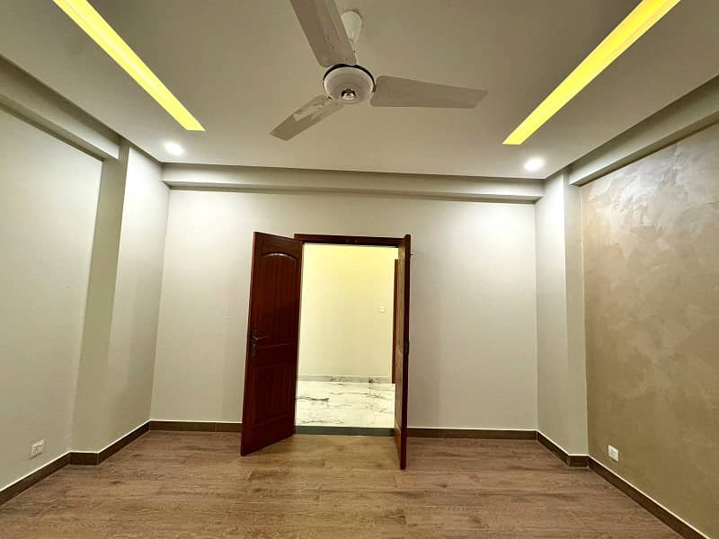 Brand New 12 Marla Flat On Ground Floor Is Available For Rent In Askari 11 Sector D At Super Hot Location 28