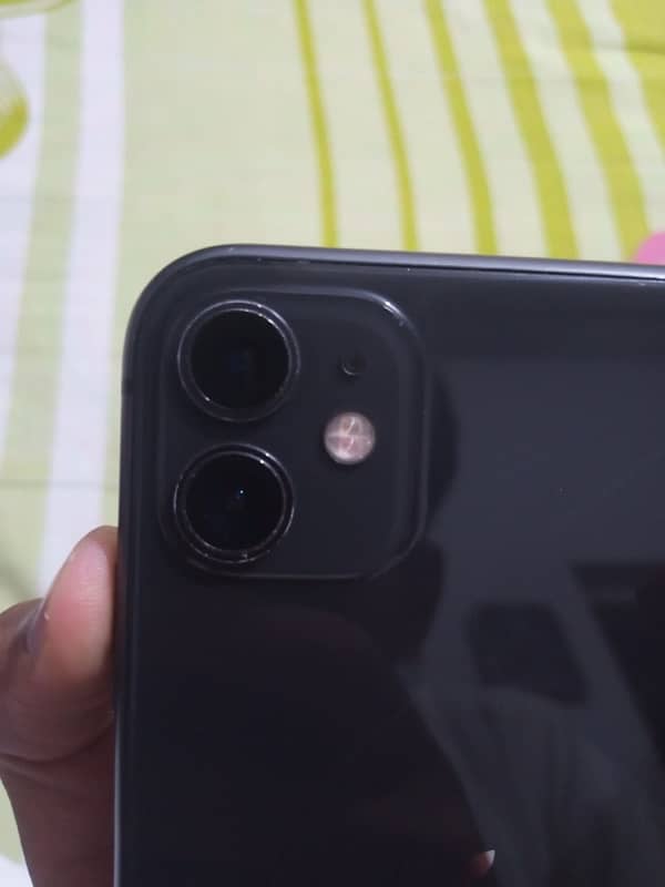 iphone 11 non pta with box 0