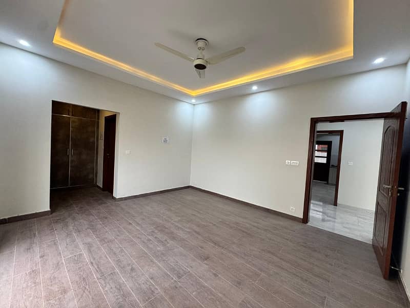 15 Marla House Is Available For Rent In Askari 10 Sector S At Super Hot Location 18