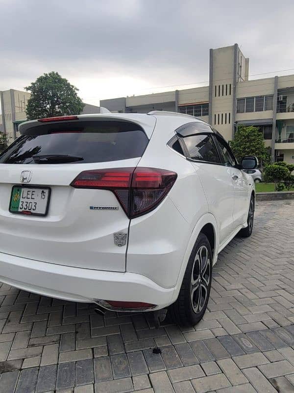 Honda Vezel 2015 1