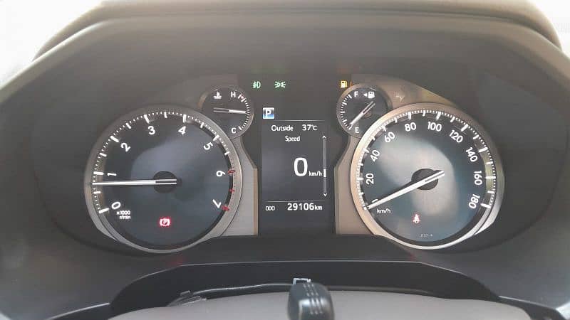 Toyota Prado Tx Model 2018/24 8