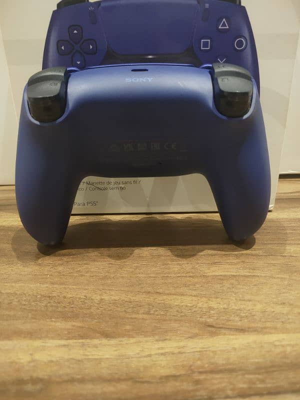 PS5 Controller Blue(Negotiable) 3