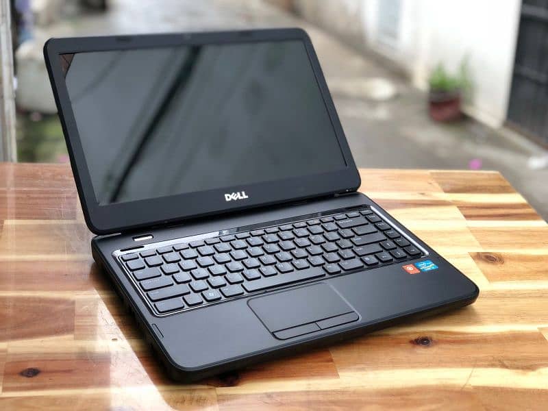 Dell Laptop 2nd Generation (Ram 4GB + Hard 320GB) 15 Display Size 4