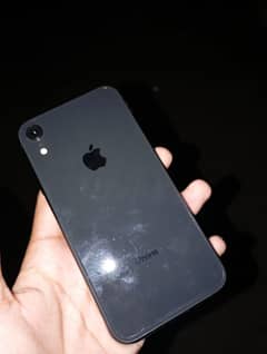 iPhone XR factory unlock (price negotiable)