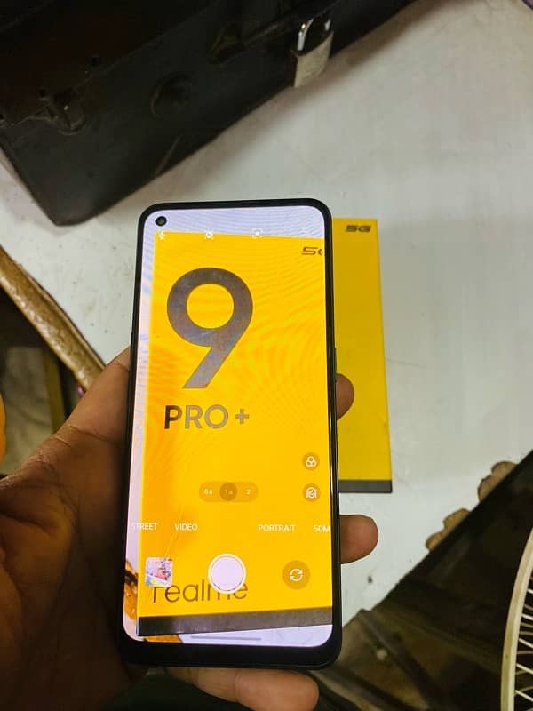 realme 9pro+ 8/128 4