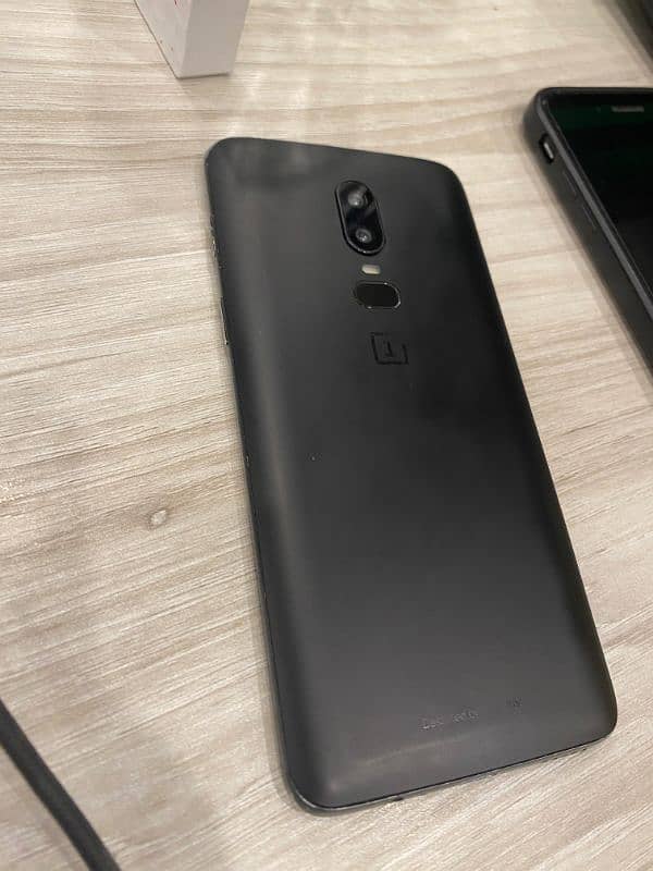 One plus 6 8 128 pta dual approved all ok exchange possible 1