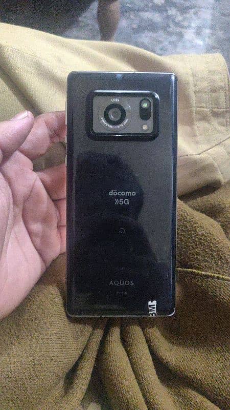 Aquos R6 12/ 256 with 888 snapdragon PTA approved 10/10 condition 7