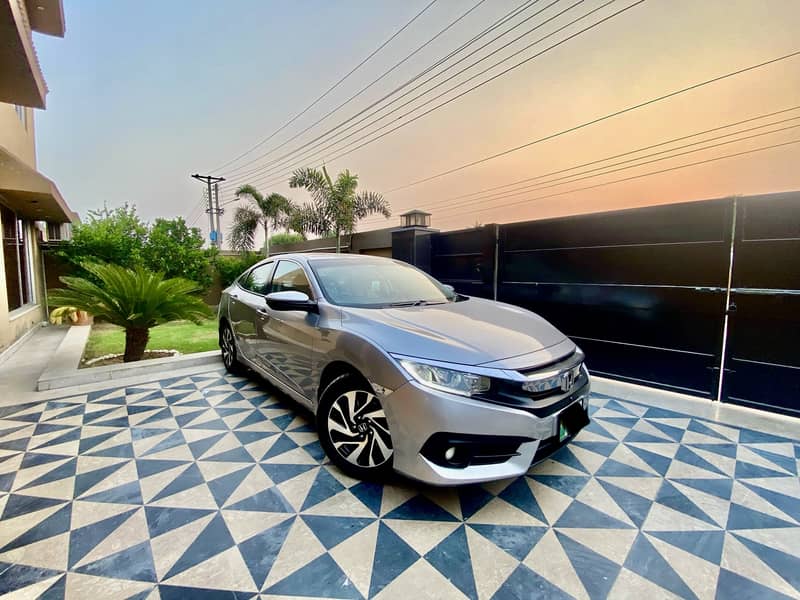 Honda Civic Oriel 2017 0