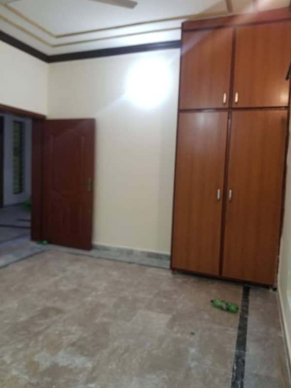 6 MARLA UPPER PORTION AVAILABLE FOR RENT IN BANIGALA 1