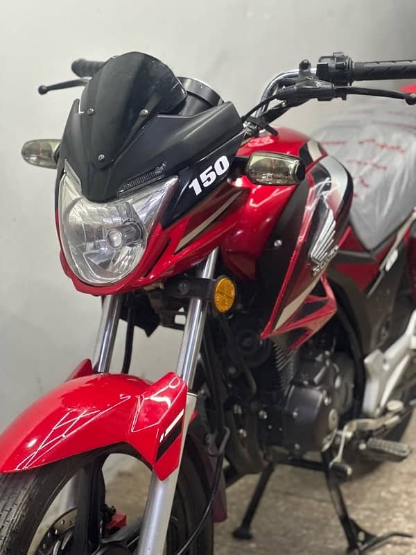 honda cb150f 2019 model ( low millage ) 1