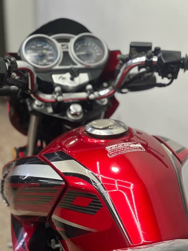 honda cb150f 2019 model ( low millage ) 4