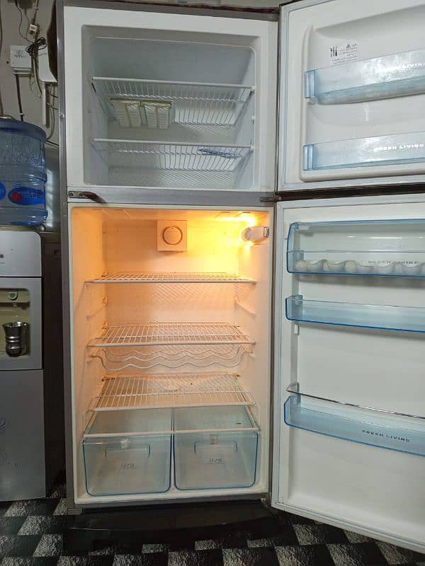 Electrolux refrigerator good condition 10