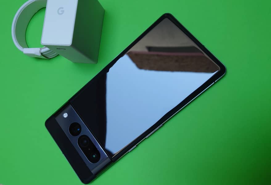 Google Pixel7 Pro | BOXOUT\SLEEK\NIPPY | TensorG2 | 12GB | 50MP | OS14 6