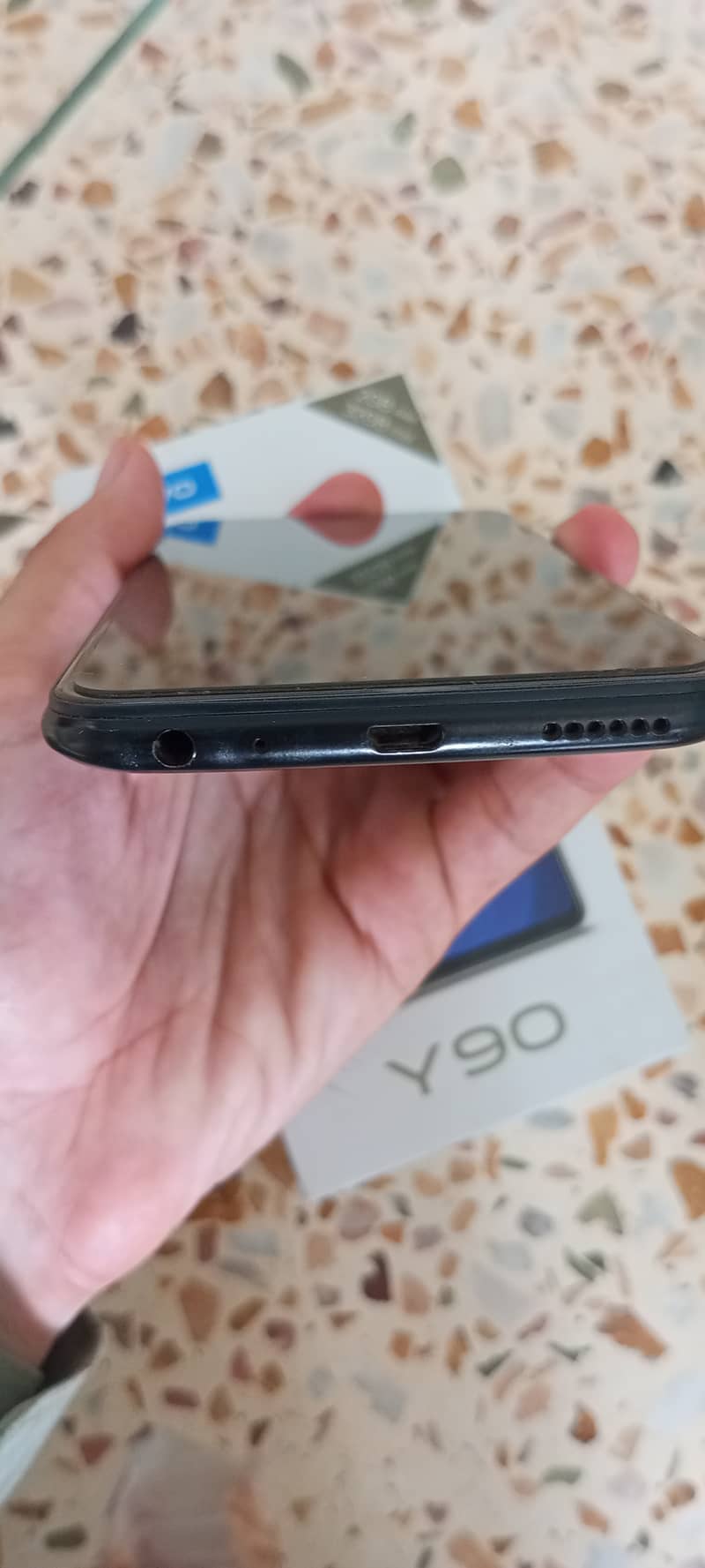 Vivo Y90 4