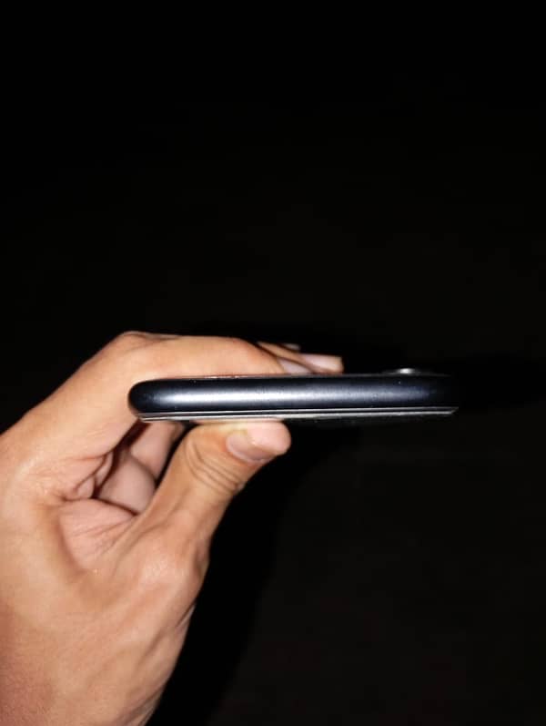 iPhone XR (FU)non pta(price negotiable ) 3