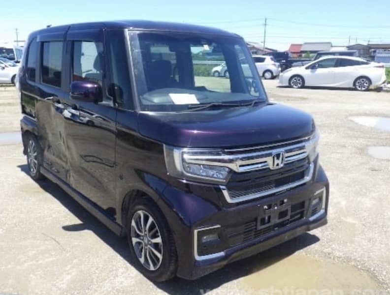 Honda N Box Custom 2022 10