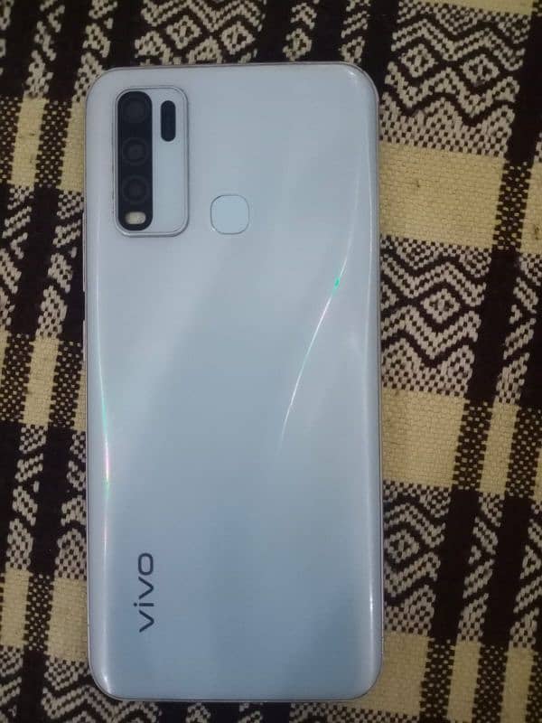 vivo y30 3