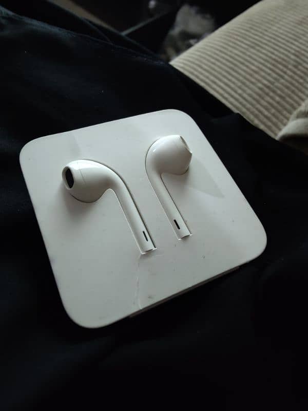 Apple Wired Handsfree Lightning Original (Box Pulled). 0