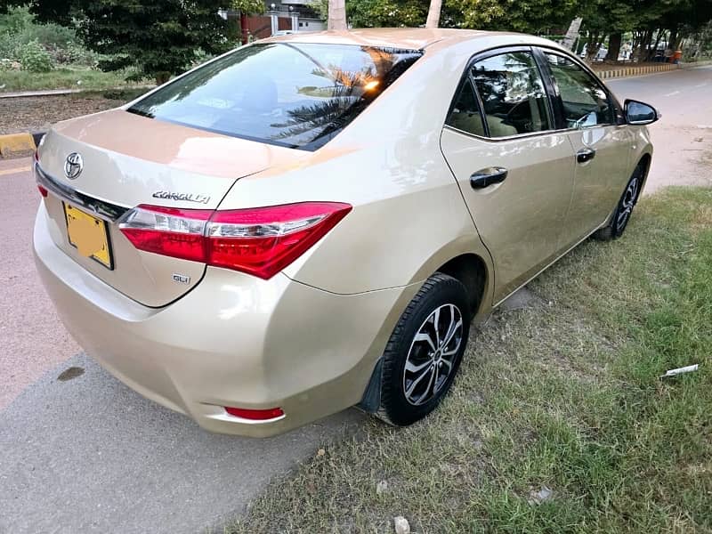 Toyota Corolla GLI 2015 1