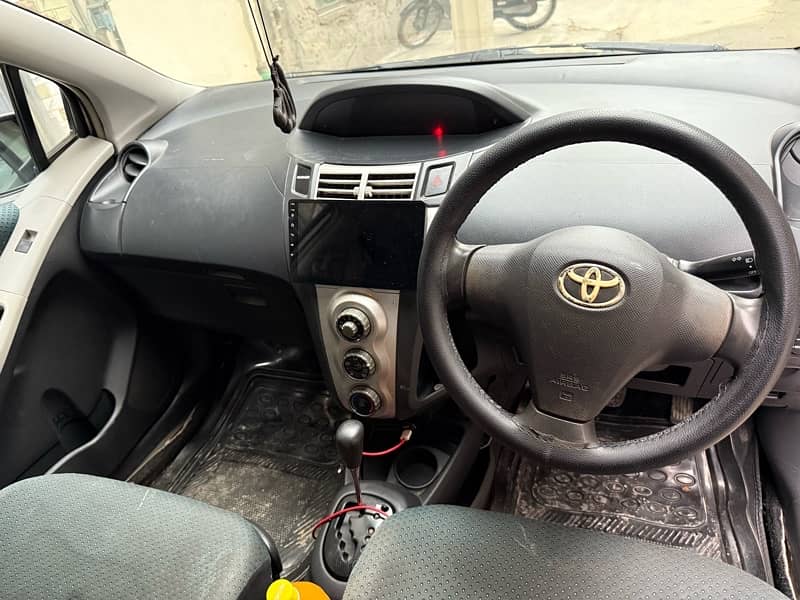 Toyota Vitz 2005 8