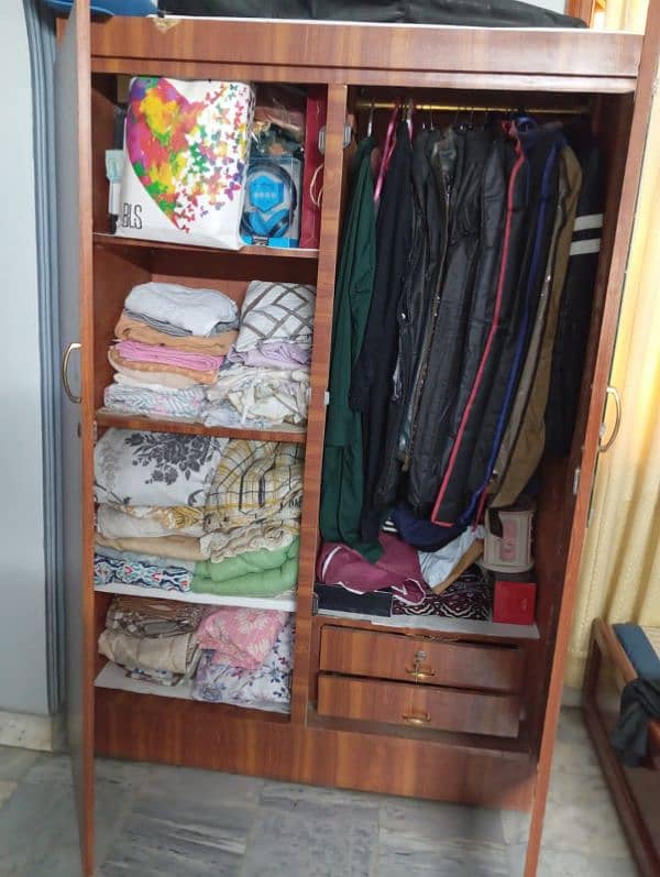 Beautiful WARDROBE 1