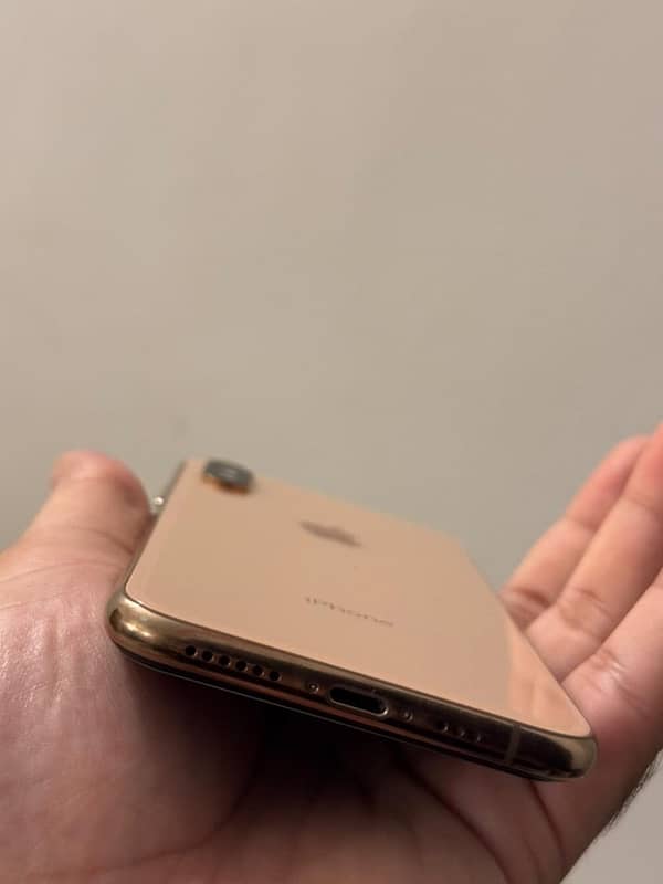 IPHONE XS (PTA APPROVED) 1