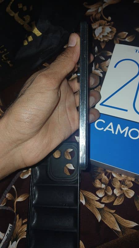 Tecno camon 20 with original box 1