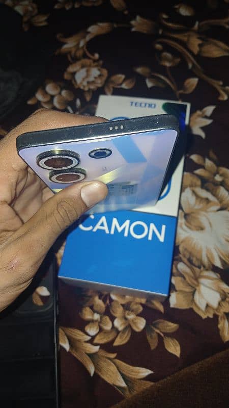 Tecno camon 20 with original box 3