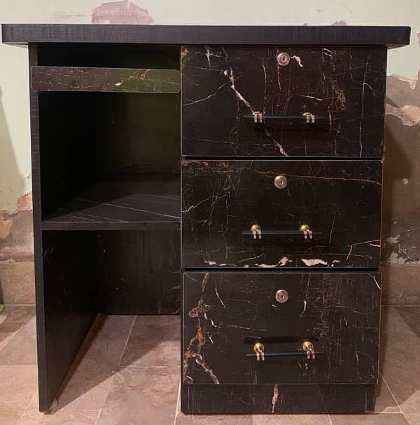 Luxury Computer Table with Lockable Drawers - Black Marble Design 0