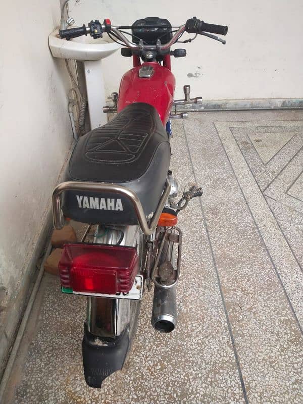 Yamaha motorcycle 4YD100 1