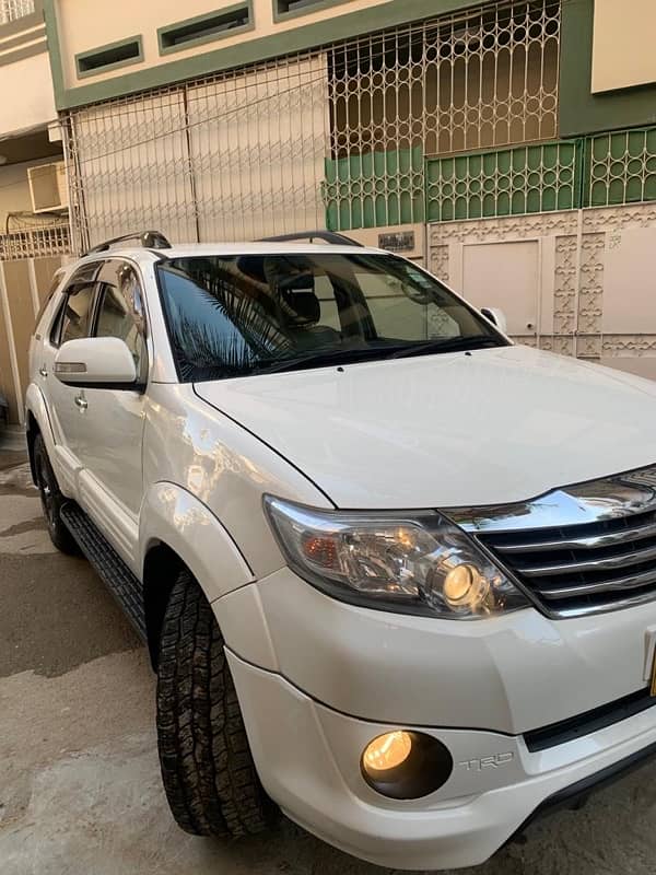 Toyota Fortuner V 2015 13