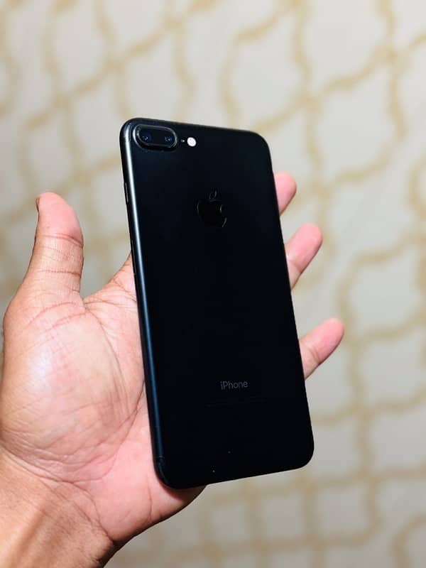 iphone 7plus black 128GB PTA approved 0