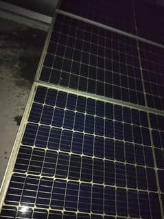 used 480 watt half cutt Solar plates in very good condition