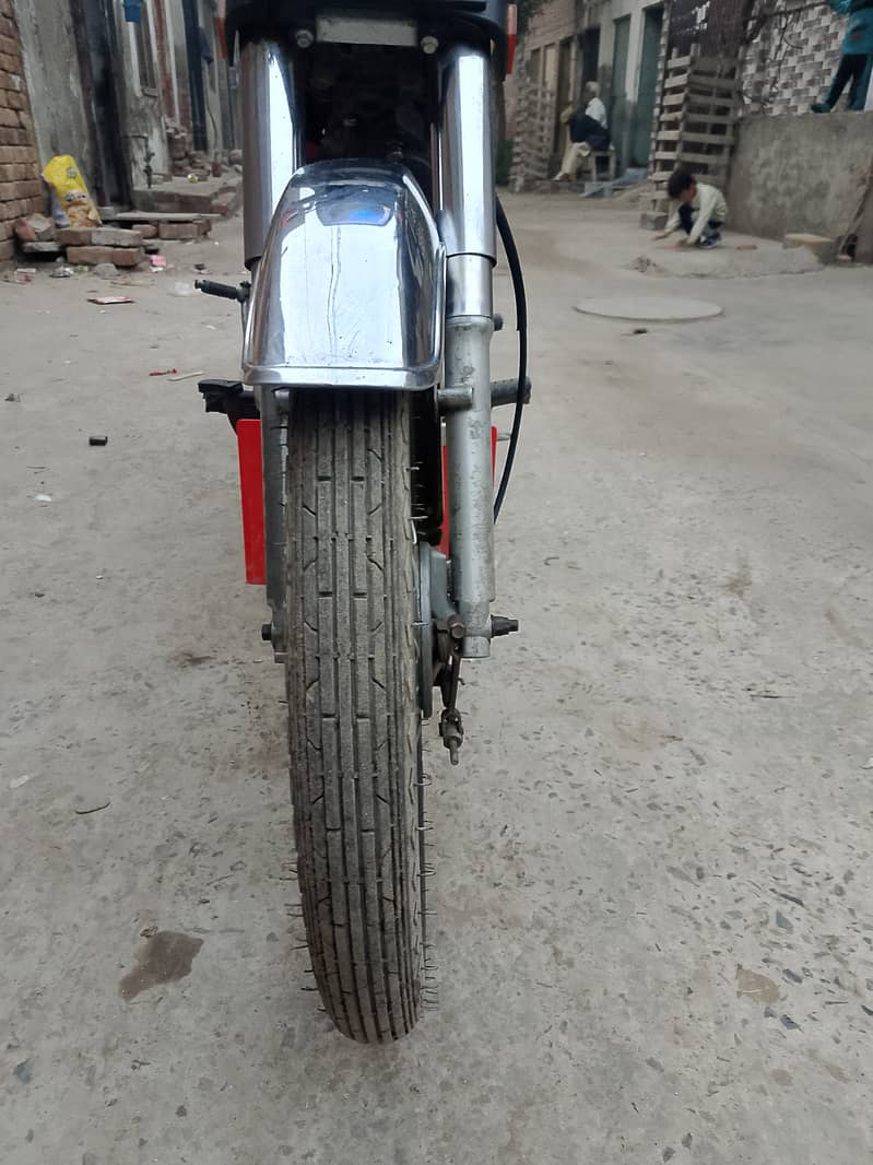 Honda CD 70 2014 7