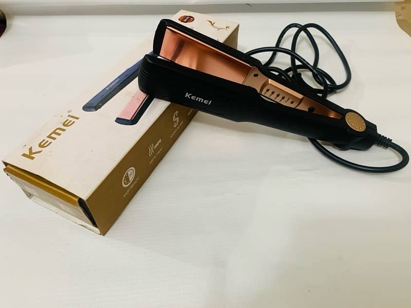 kemei hair straightener 1